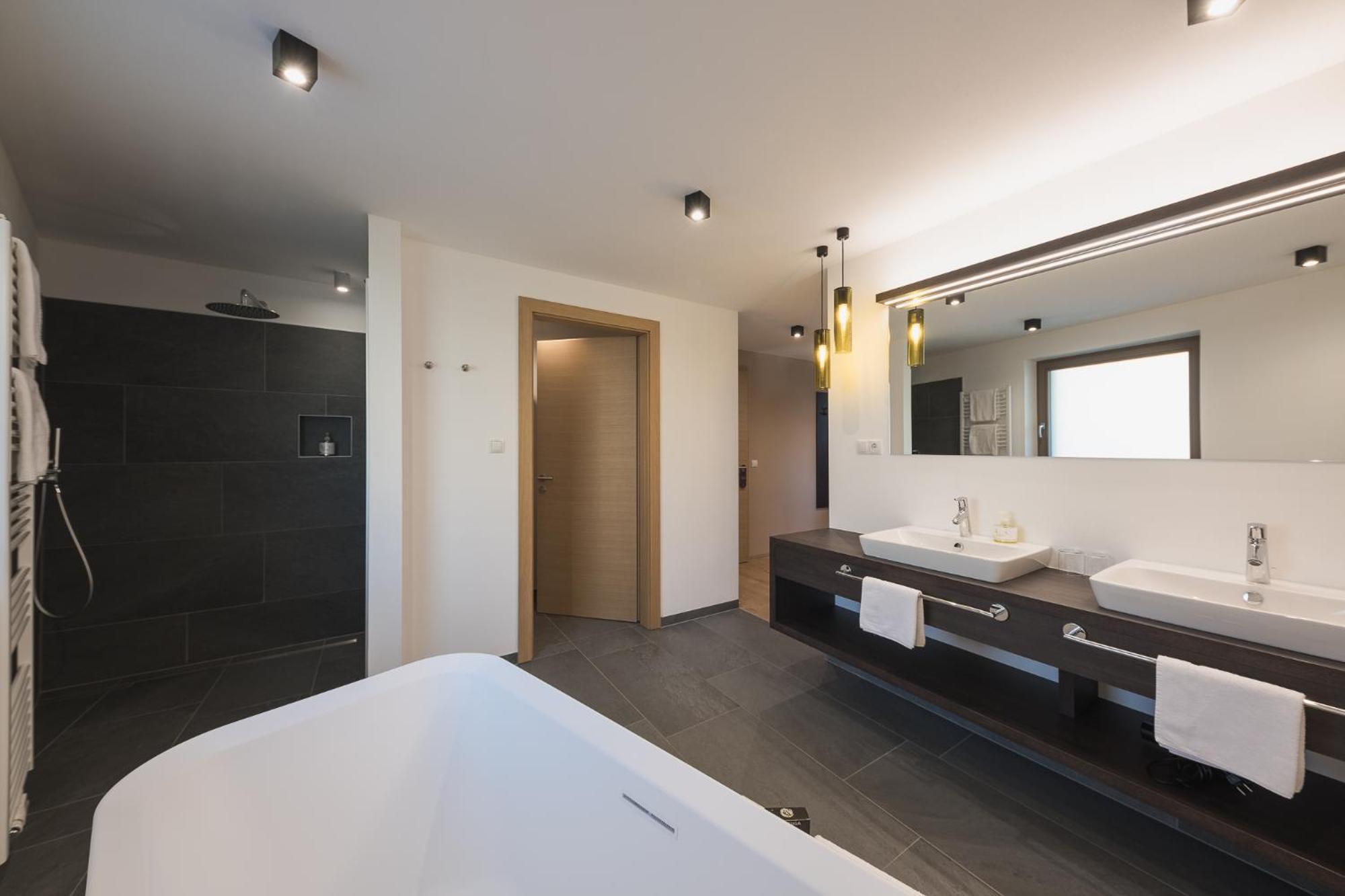 Oliven- & Genusshotel Hirzer Schenna Pokój zdjęcie