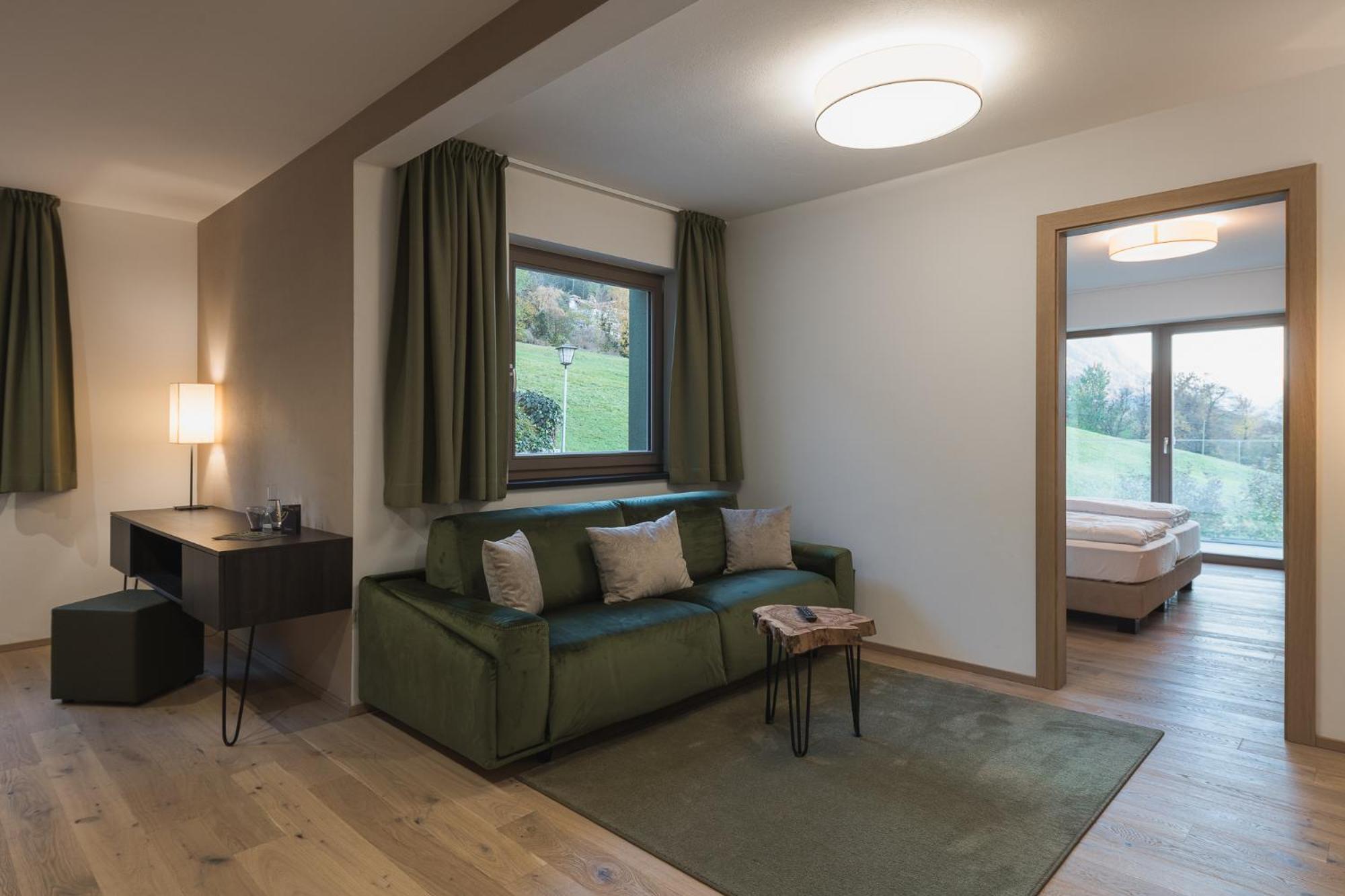 Oliven- & Genusshotel Hirzer Schenna Pokój zdjęcie